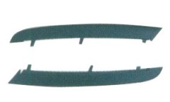 E90'05 бампер вниз решетка радиатора