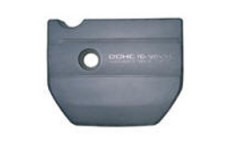 Мазда 3 '05 крышка двигателя