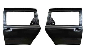TOYOTA SIENNA'15 REAR DOOR